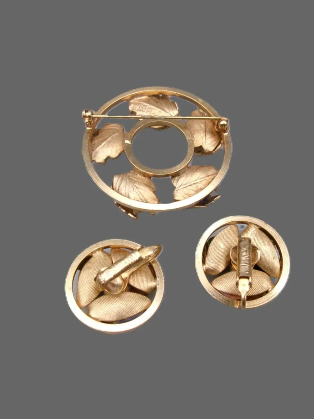 Vintage Lady Coventry Flowered Circle Brooch and Earrings Set, Stones and Pearls